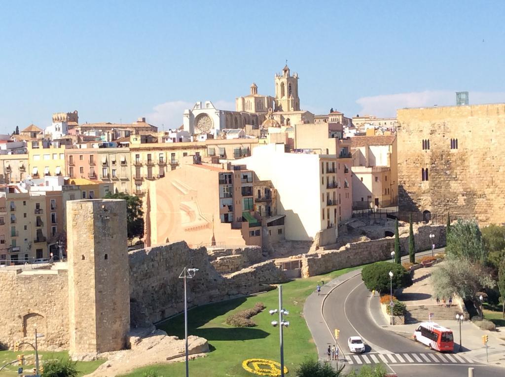 Tarragona Suites Mediona Exteriér fotografie