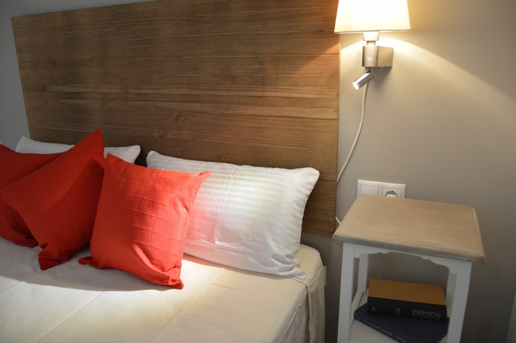 Tarragona Suites Mediona Exteriér fotografie