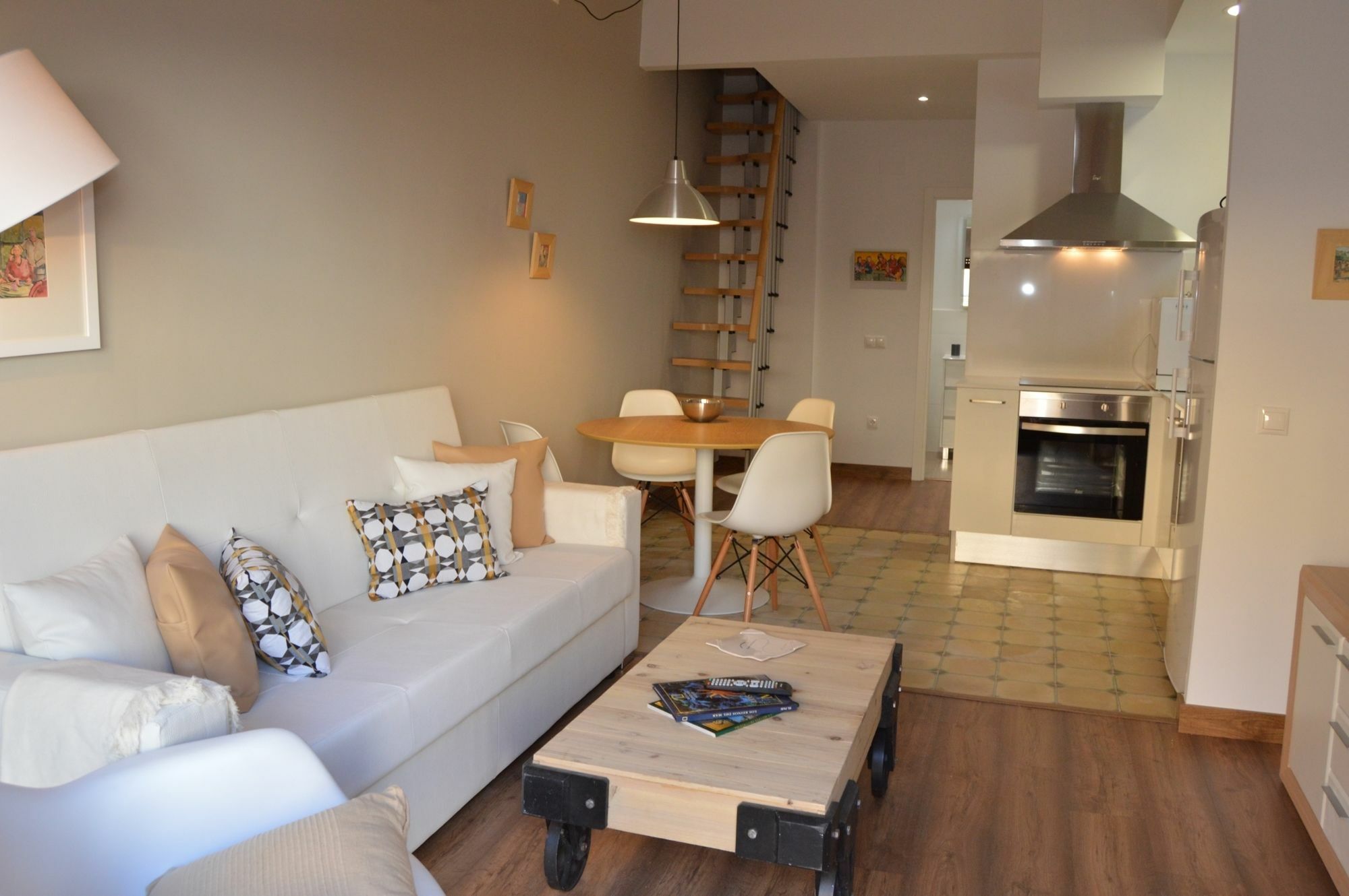 Tarragona Suites Mediona Exteriér fotografie